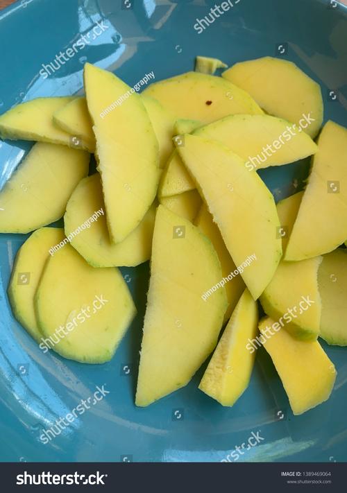 Thai Honey Mangoes
