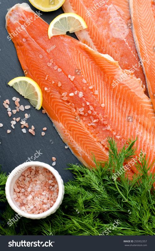 Fresh Salmon Fillet (Skin On)